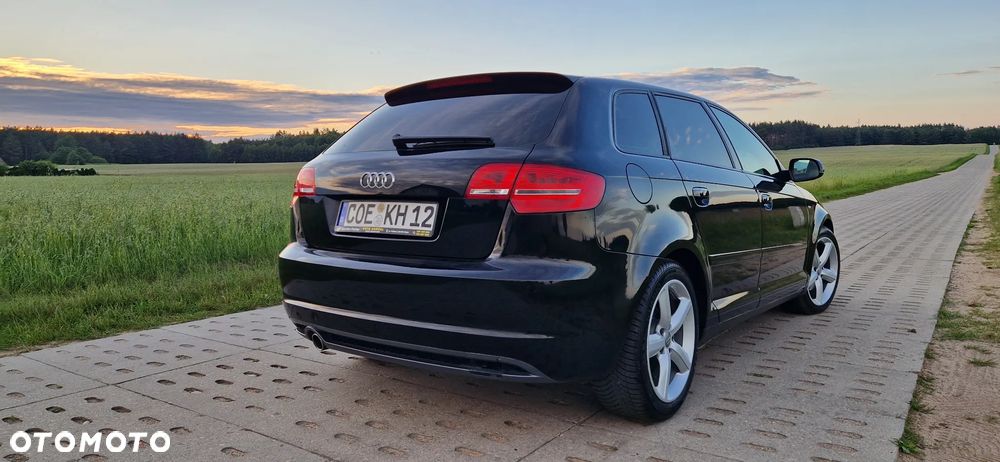 Audi A3 Sportback 2.0 TDI DPF S line Sportpaket - 22