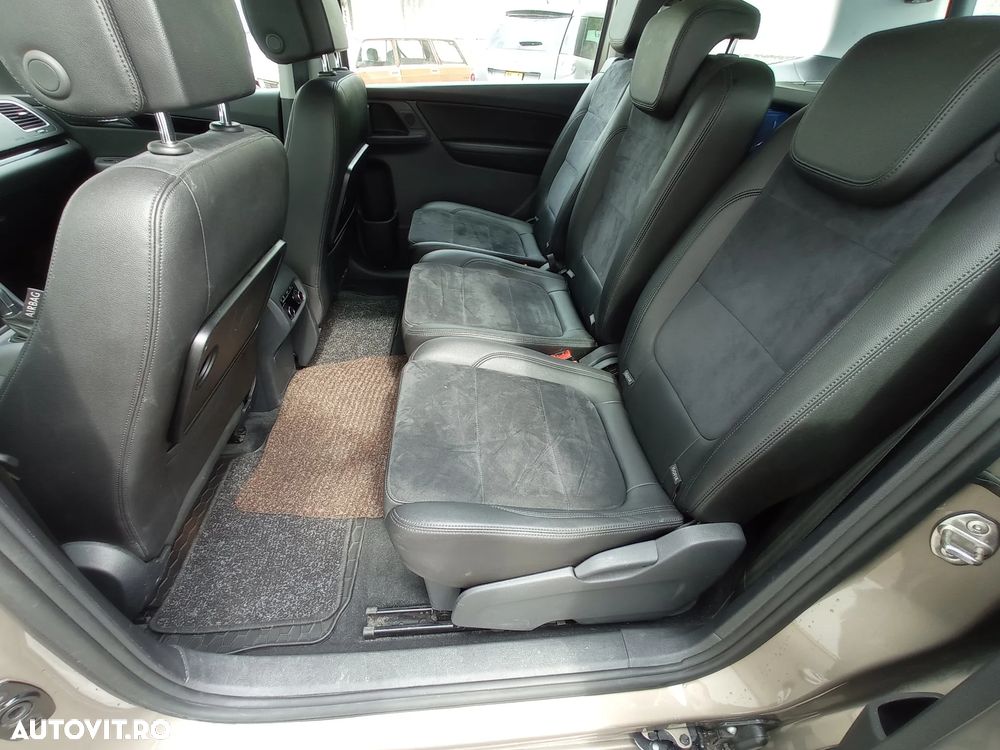 Volkswagen Sharan - 20