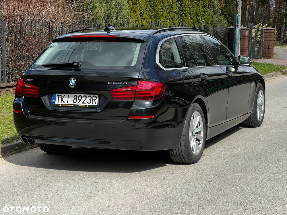 BMW Seria 5 525d xDrive Sport-Aut - 15