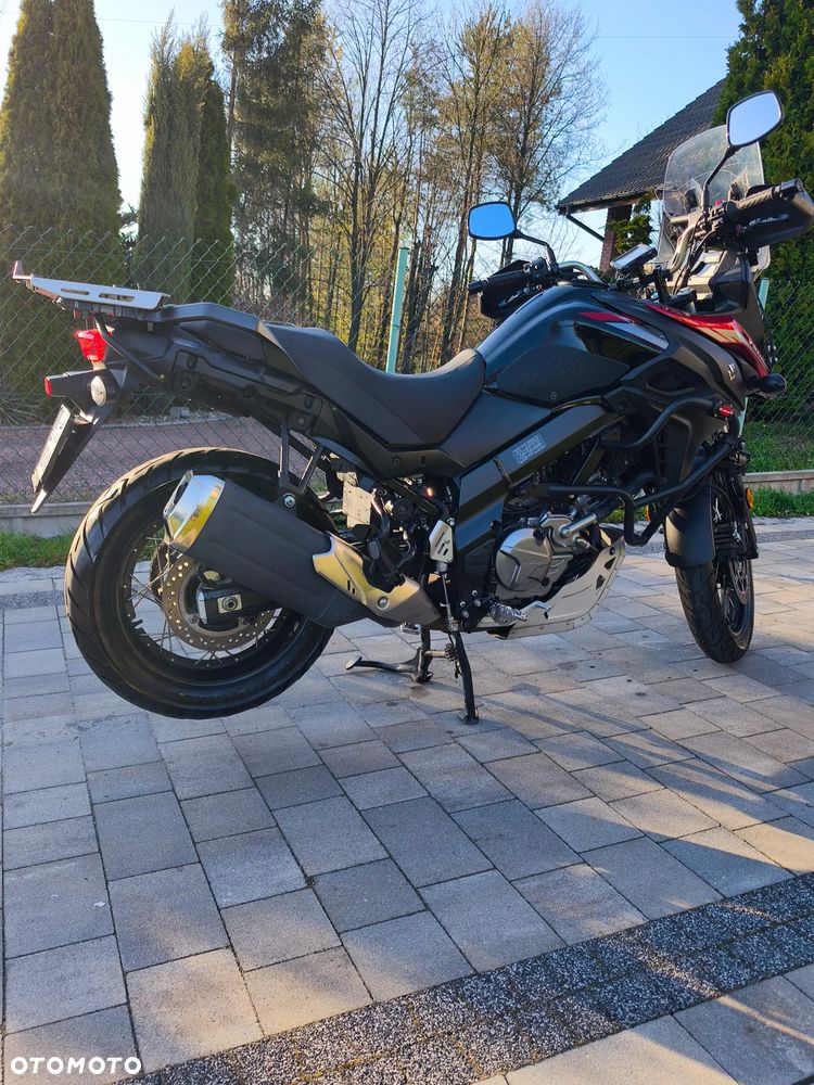 Suzuki V-STROM - 4