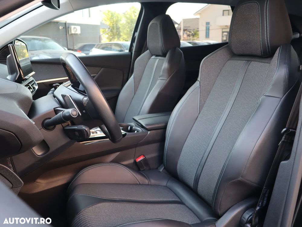 Peugeot 3008 1.2 PureTech 130 EAT8 Allure Pack - 21