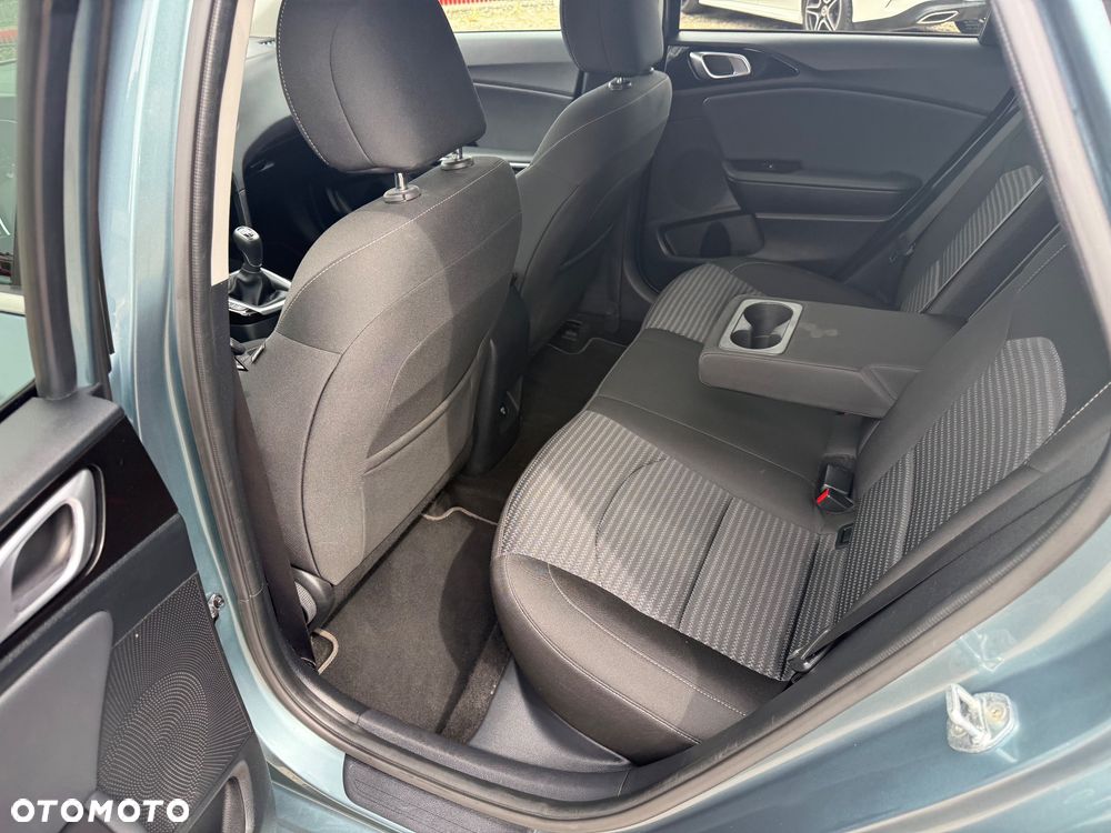 Kia Ceed 1.5 T-GDI L Business Line - 18