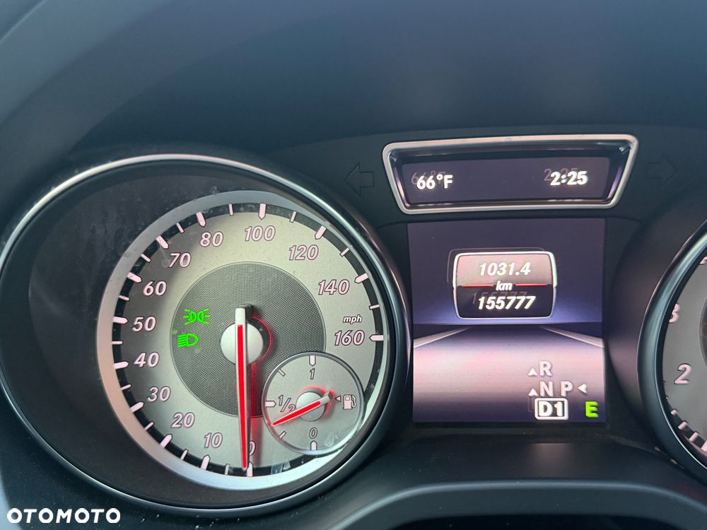 Mercedes-Benz CLA 250 7G-DCT - 19
