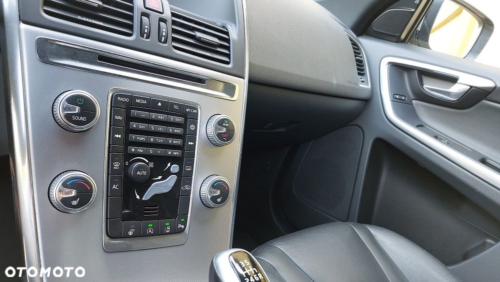 Volvo XC 60 D4 Drive-E Summum - 16