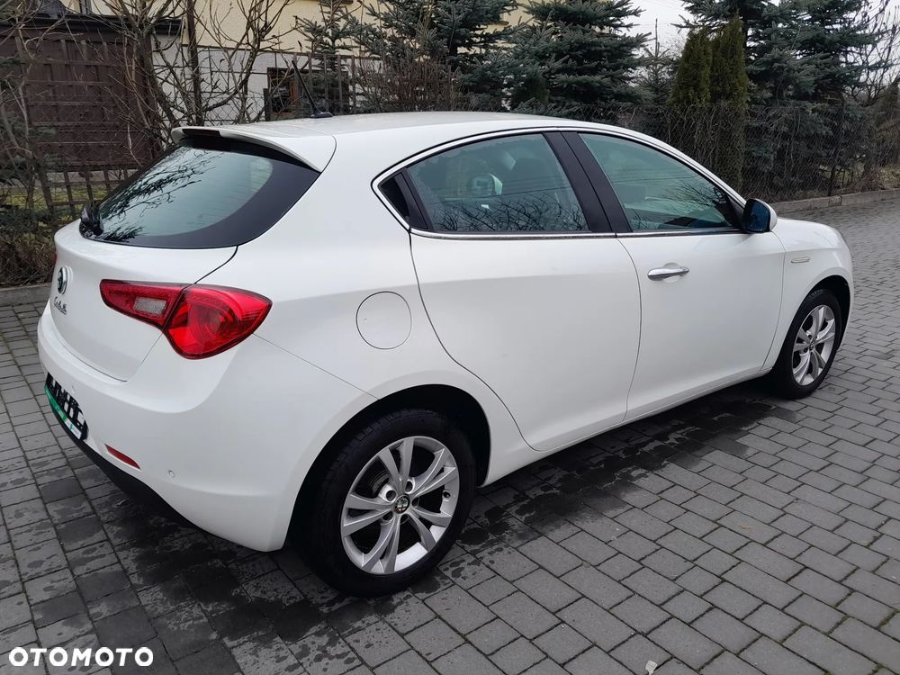 Alfa Romeo Giulietta 1.6 JTDM 16V Impression - 4