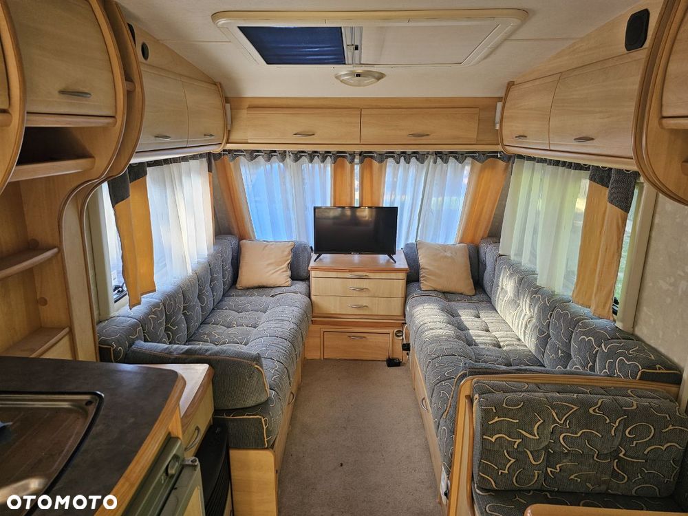 SWIFT STERLING VITESSE 520 - 4