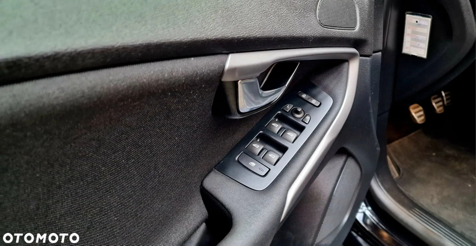 Volvo V40 - 16