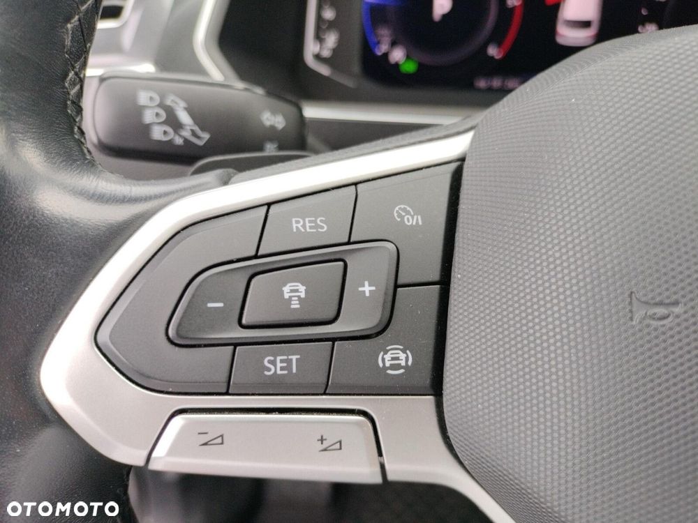 Volkswagen Tiguan Allspace 2.0 TDI Life DSG - 17