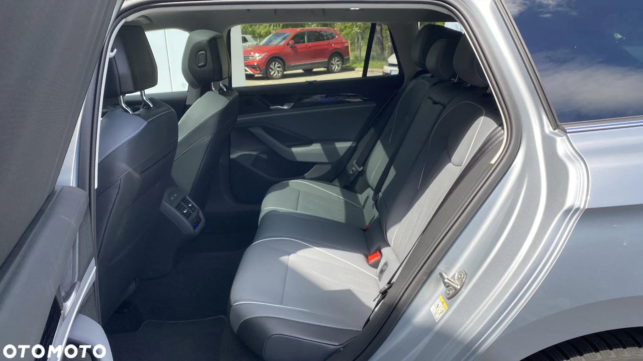 Volkswagen Passat 1.5 TSI EVO Elegance DSG - 21