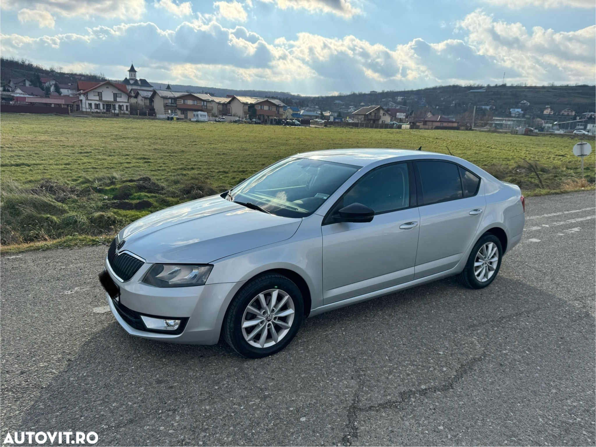 Skoda Octavia 2.0 TDI AMBITION DSG - 4