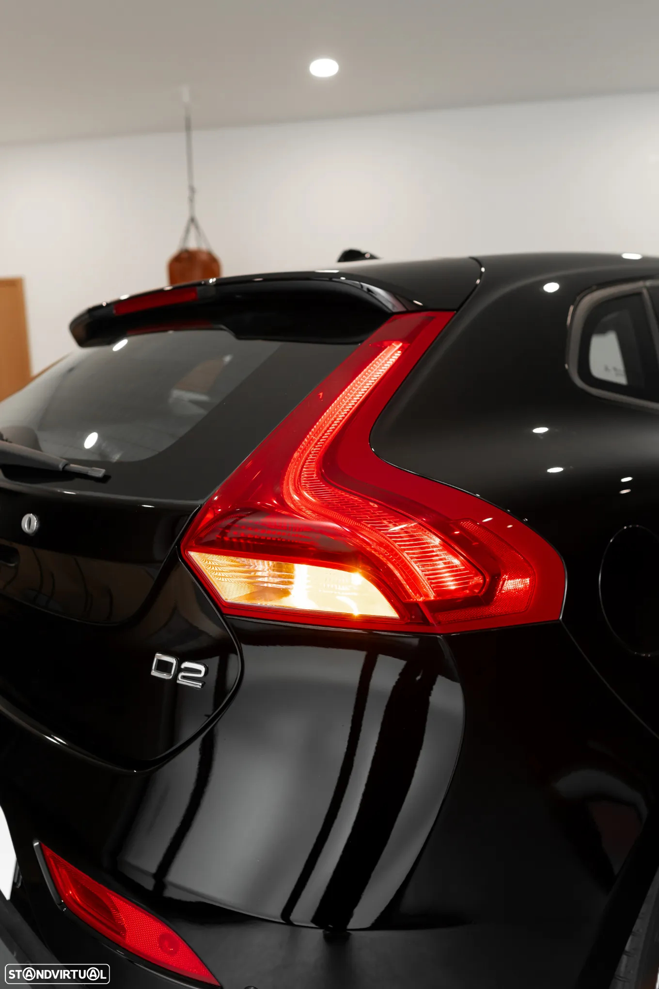 Volvo V40 1.6 D2 Momentum - 8