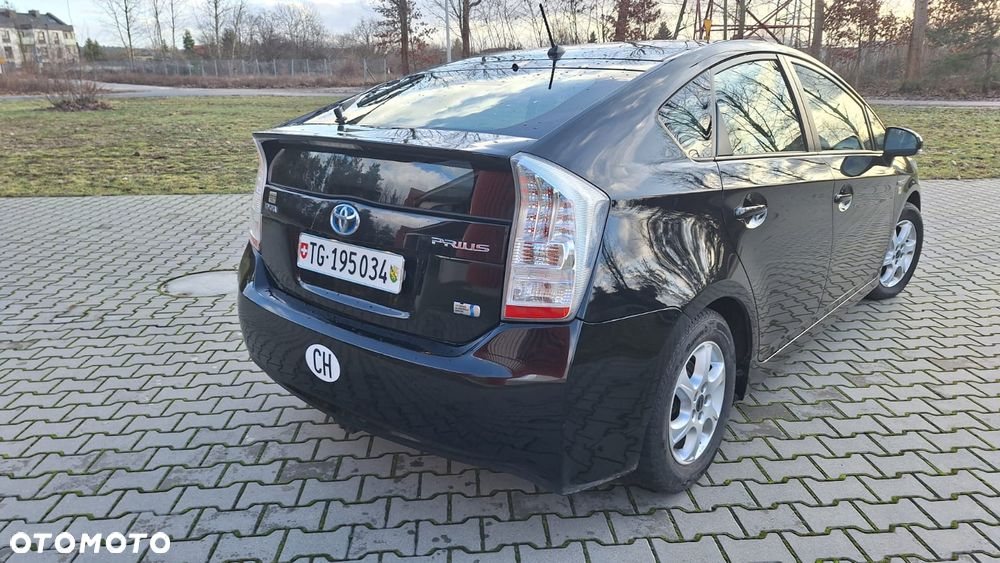 Toyota Prius 1.8 HSD Sol - 7