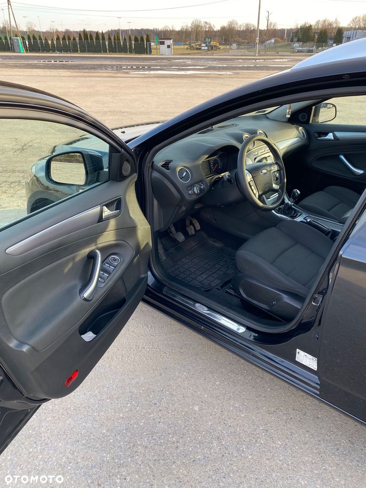 Ford Mondeo 2.0 TDCi Titanium - 6