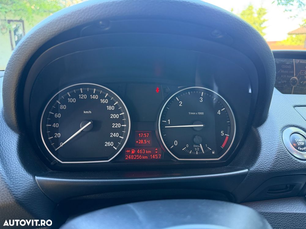 BMW Seria 1 123d Edition Sport - 9