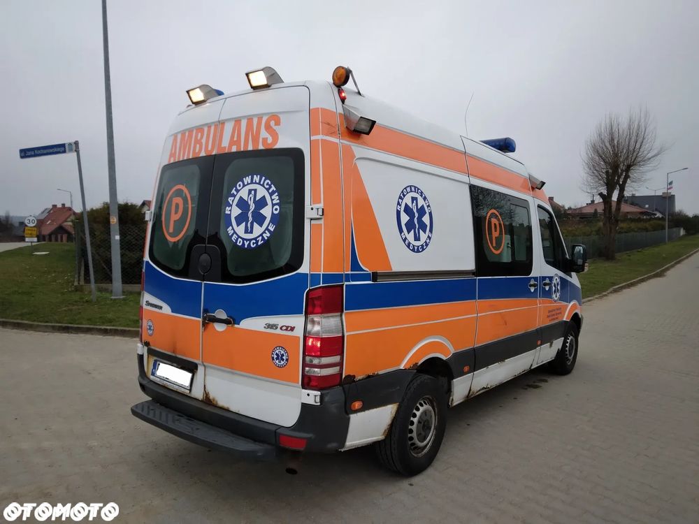 Mercedes-Benz Sprinter - 5