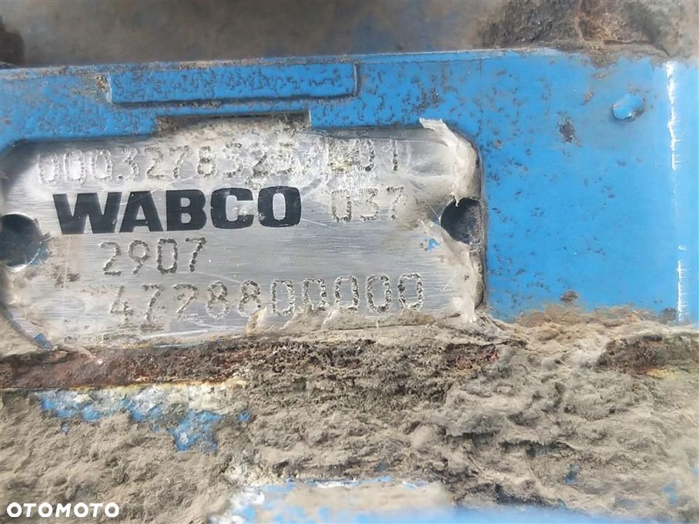 Zawór poduszek ECAS Mercedes Atego 2004-2013  WABCO 4728800000 0003278525 - 2