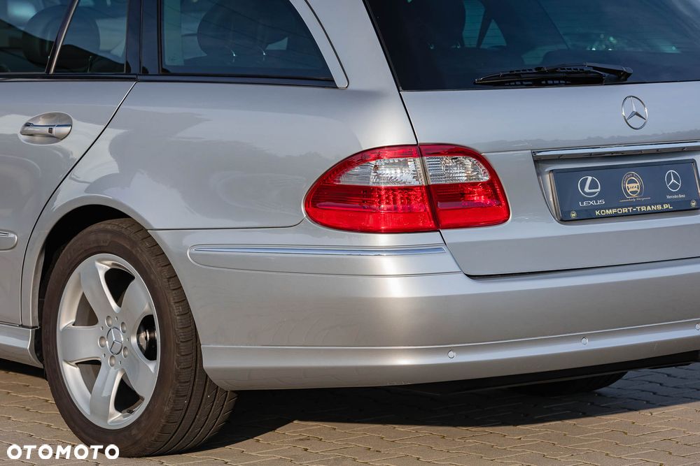 Mercedes-Benz Klasa E 500 4-Matic T Avantgarde - 8