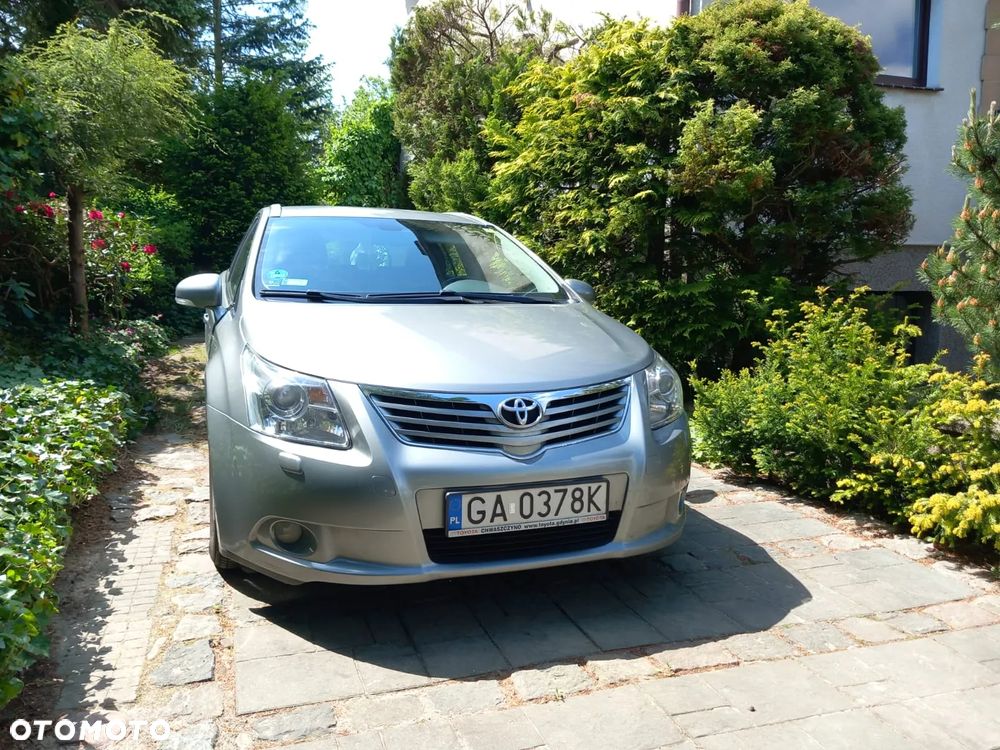 Toyota Avensis 2.0 D-4D Sol - 1