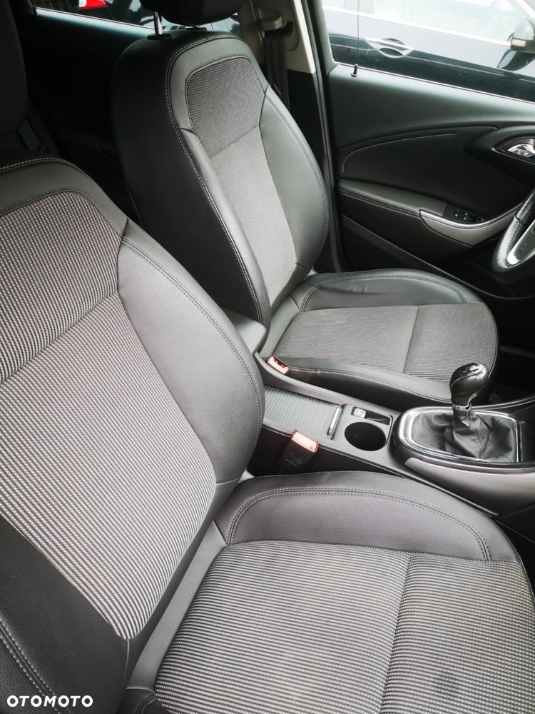 Opel Astra 1.4 Turbo Exklusiv - 16