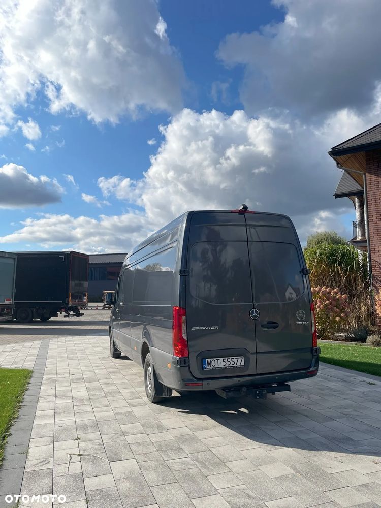 Mercedes-Benz 319 CDI - 8