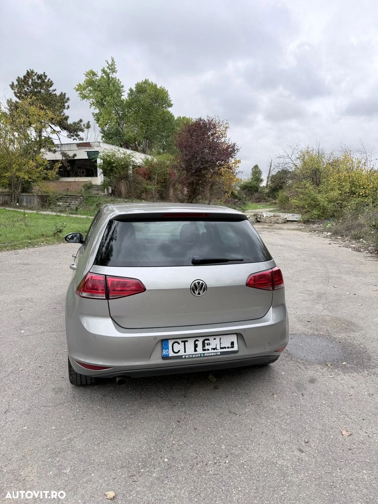 Volkswagen Golf 1.6 TDI BMT Comfortline - 5