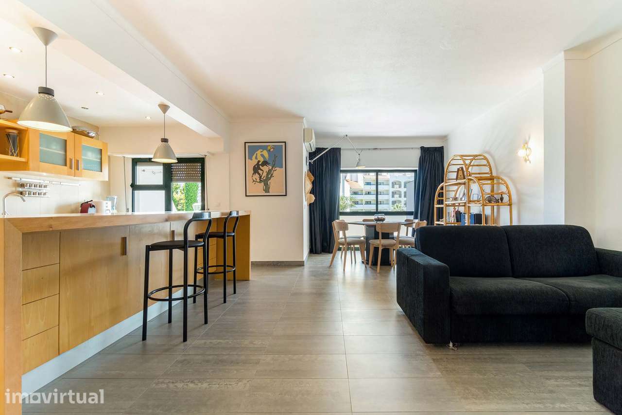 Apartamento T2 renovado em Albufeira - Grande imagem: 3/25