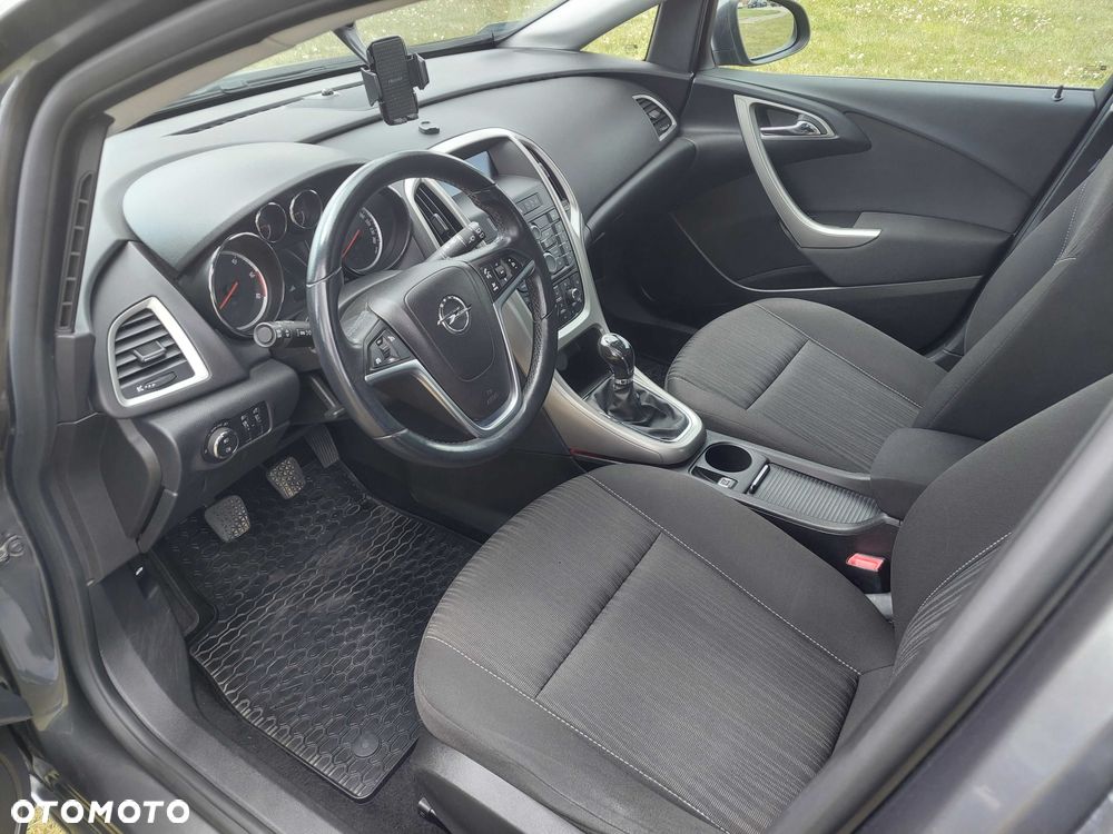 Opel Astra - 4