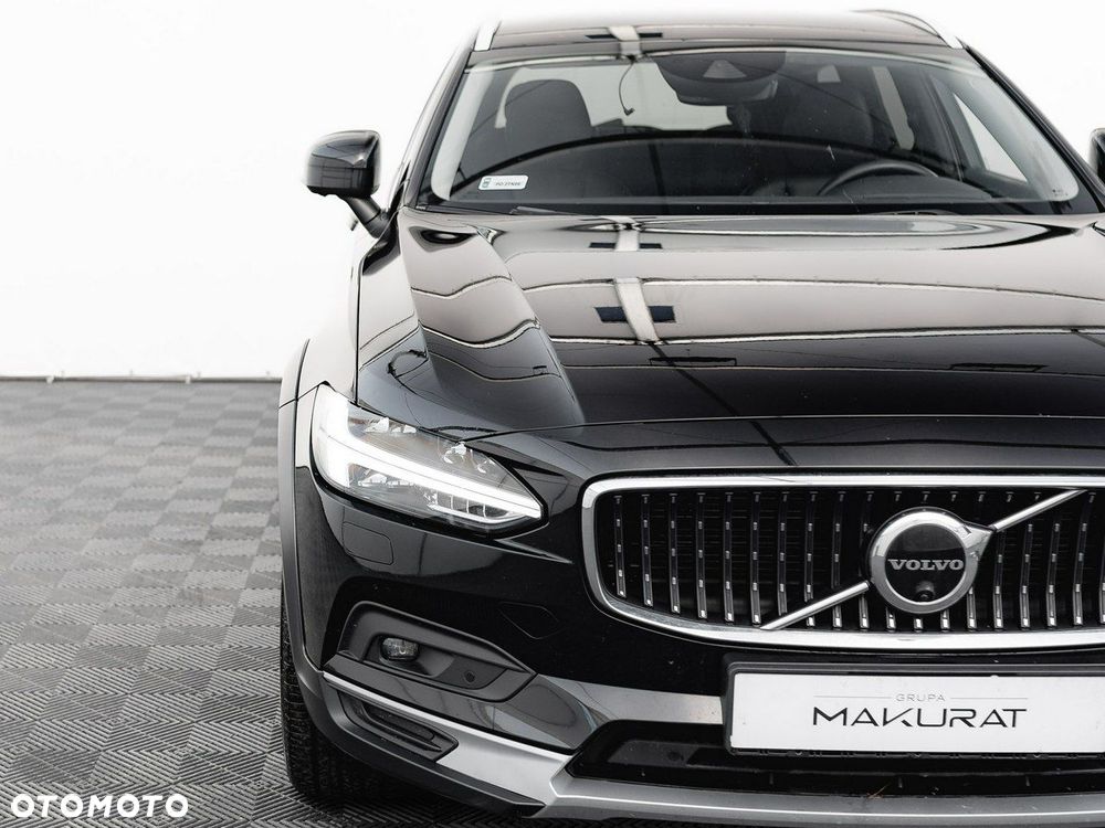 Volvo V90 Cross Country - 9