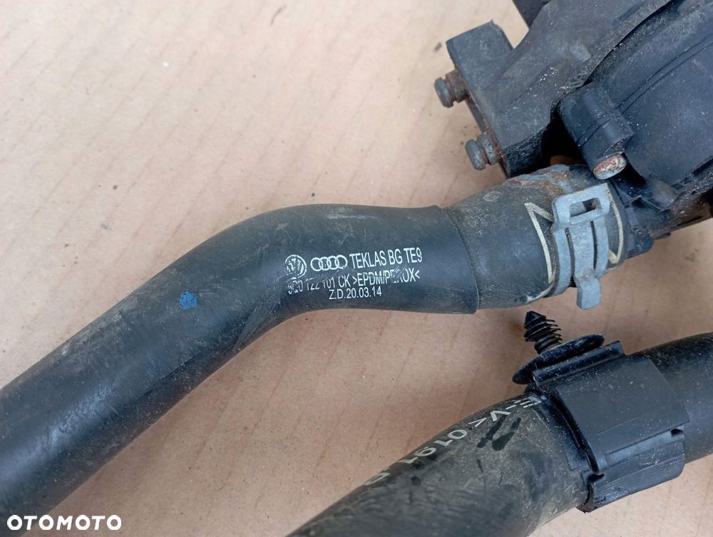 VW AUDI SKODA PRZEWÓD POMPA OBIEGU WODY 5G0965567 5Q0122101CK - 3