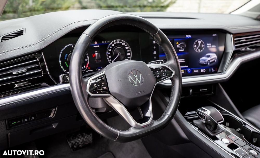 Volkswagen Touareg 3.0 V6 e-Hybrid 4Motion Aut. R - 21