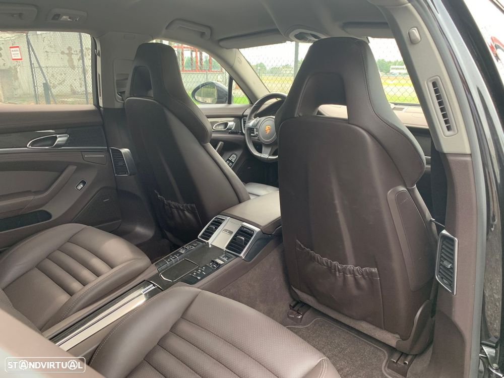 Porsche Panamera 3.0 V6 - 23