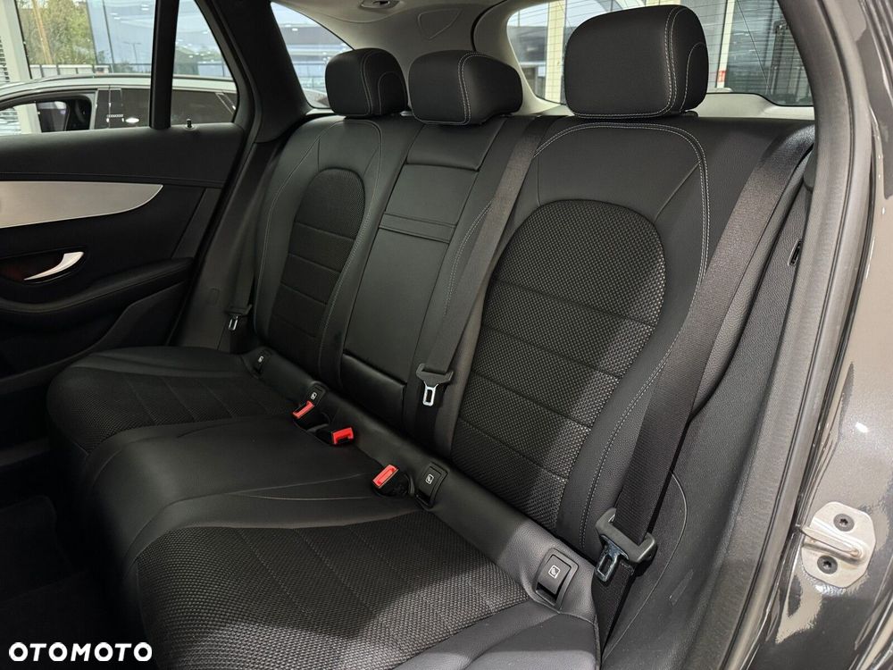 Mercedes-Benz GLC 200 d - 13