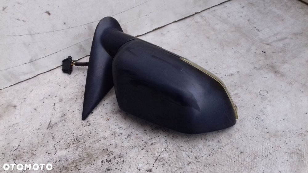 LUSTERKO PRAWE ELEKTRYCZNE 6 PIN SKODA OCTAVIA II 04-08 - 2