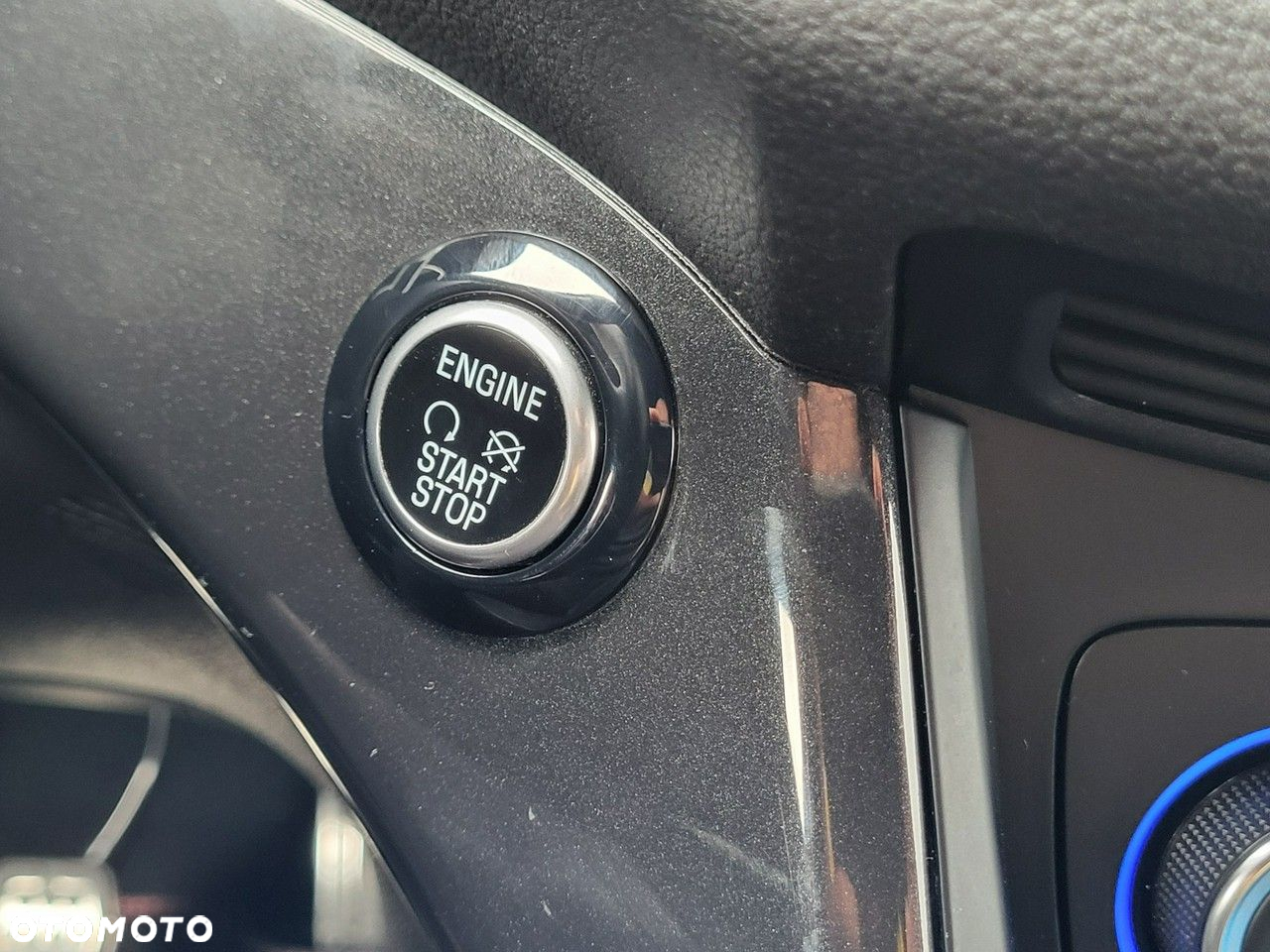 Ford Kuga - 34