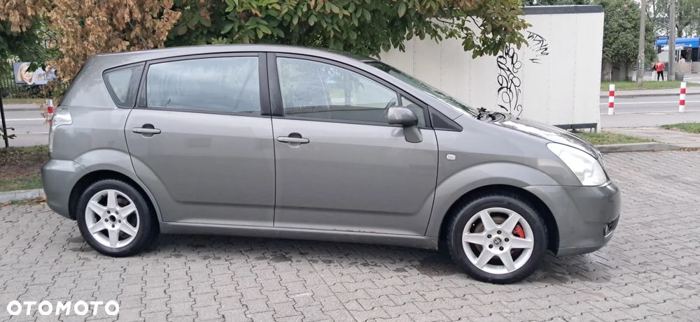 Toyota Corolla Verso 1.8 Sol + 7os - 2