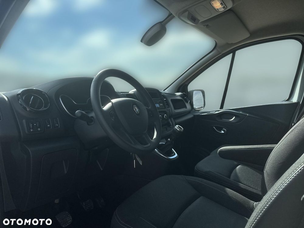 Renault Trafic - 12