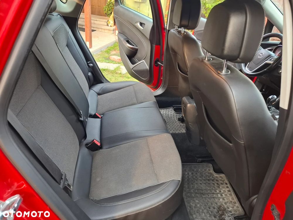 Opel Astra 1.6 Cosmo - 18