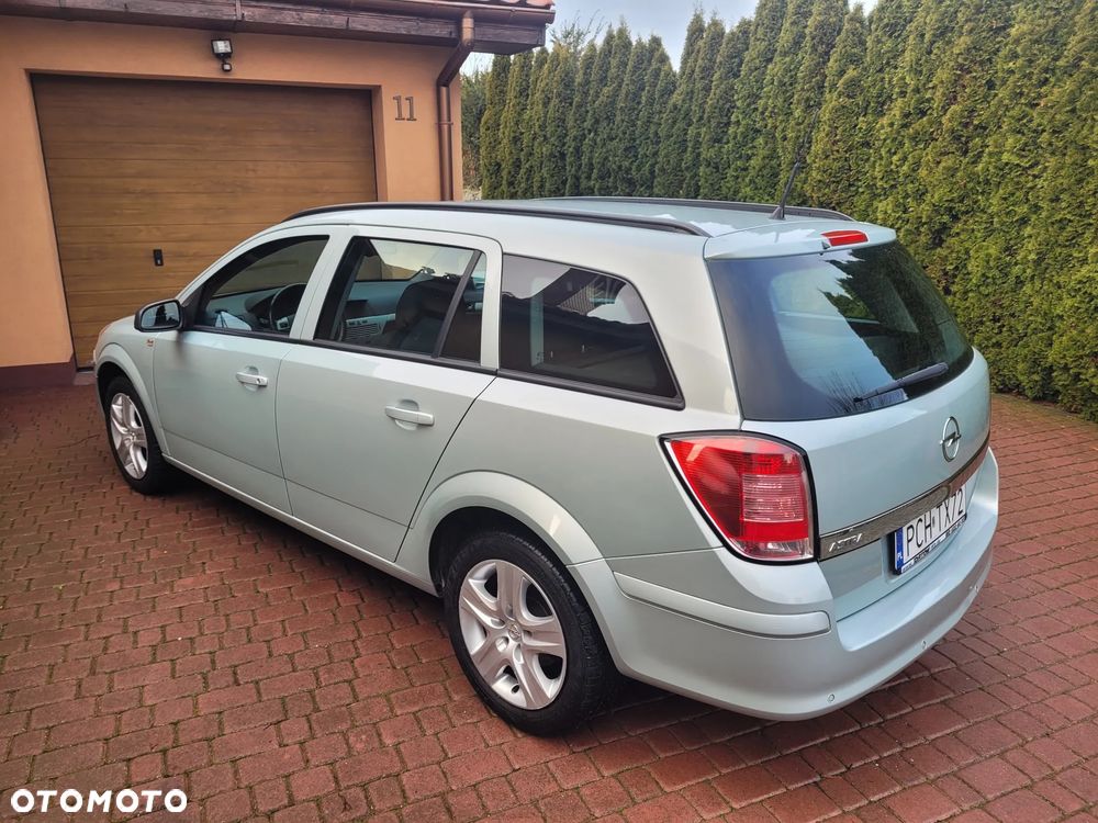 Opel Astra 1.6 Edition 111 Jahre - 4