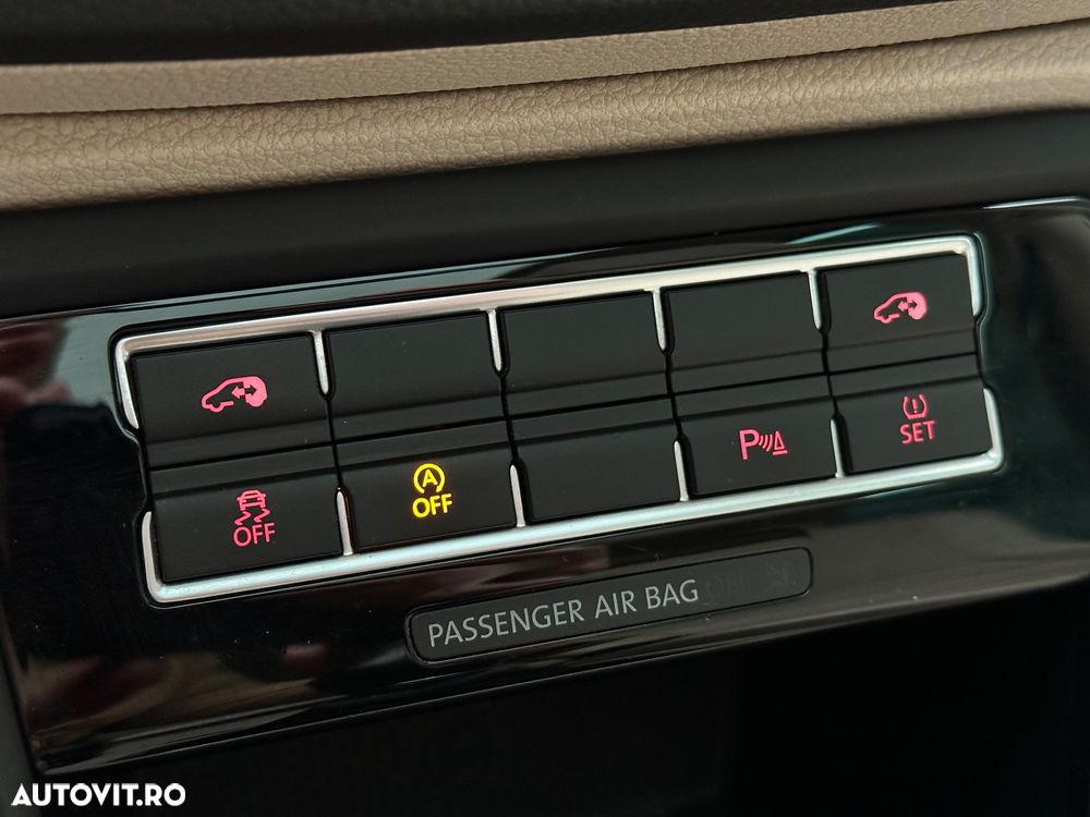 Volkswagen Sharan 2.0 TDI Blue Motion Highline - 12