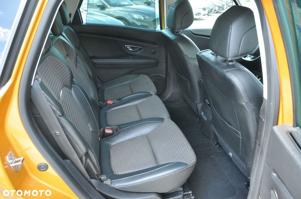 Renault Scenic - 11