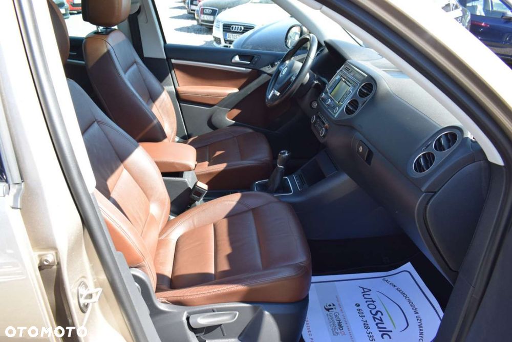 Volkswagen Tiguan - 24