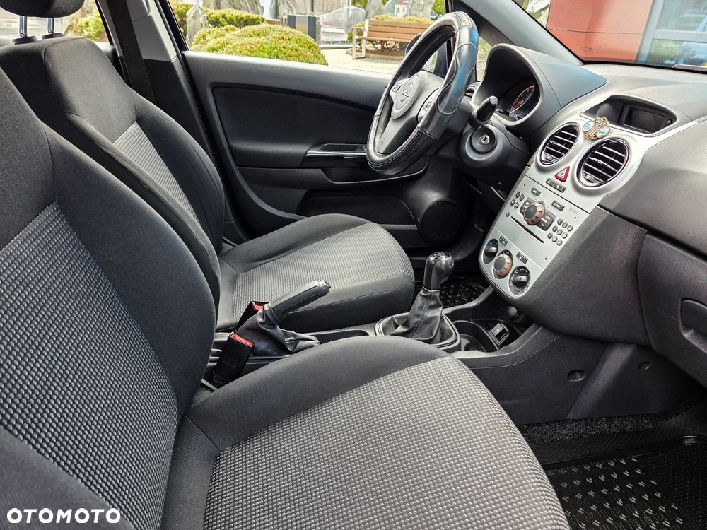 Opel Corsa 1.2 16V Edition / Active - 5