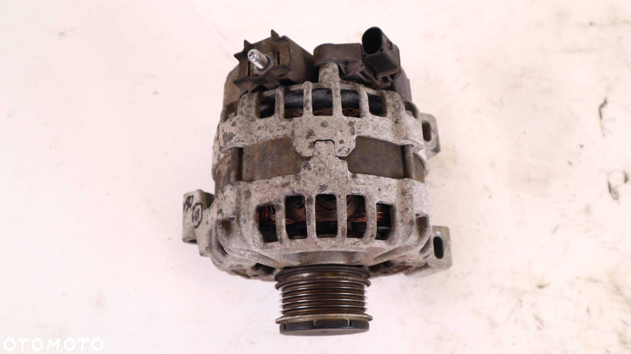 VOLVO V50 2.4 D5 ALTERNATOR 31288879 - 2