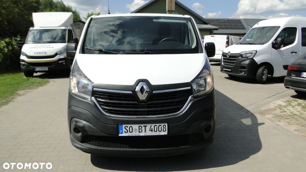 Renault Trafic - 2