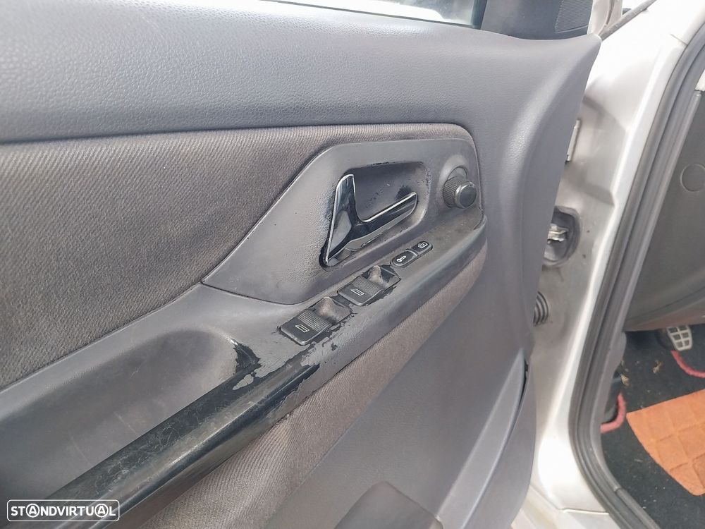 SEAT Ibiza 1.0 Passion - 4
