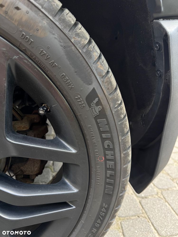 Land Rover Range Rover Evoque - 17