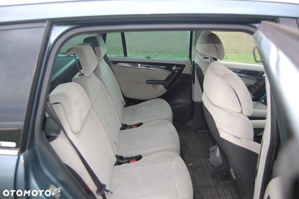 Citroën C4 Picasso 2.0 HDi Exclusive MCP - 16