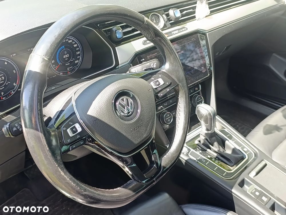 Volkswagen Passat 2.0 TDI (BlueMotion Technology) DSG Highline - 10
