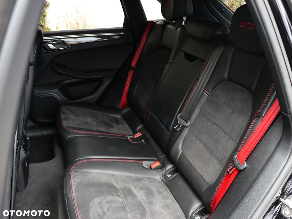 Porsche Macan GTS - 17