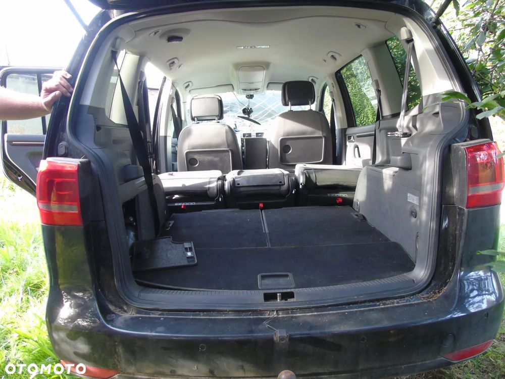 Volkswagen Touran 2.0 TDI DPF Comfortline - 8